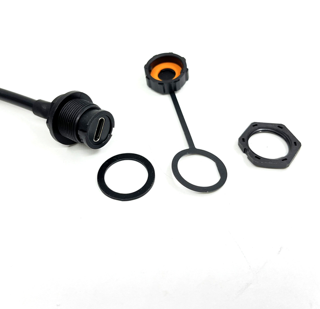 Conjunto de cable IP68 hembra tipo C de montaje en panel frontal con tapa